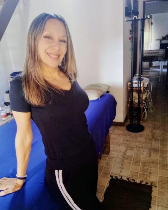 Alejandra — masajista en Parque Chas