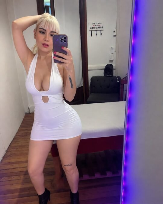 Ingrid — masajista en Tribunales