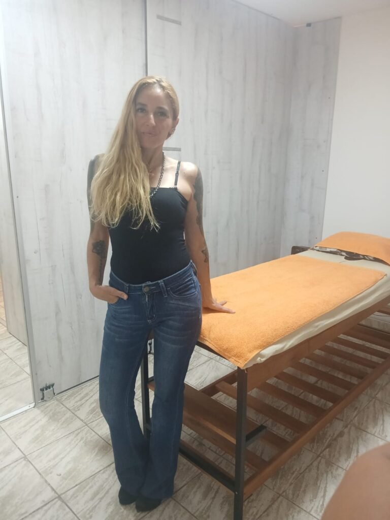 Ailyn — masajista en Microcentro — foto 2
