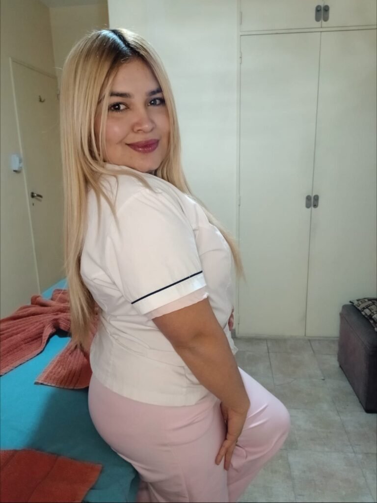 Sofía — masajista en Almagro — foto 2